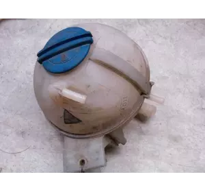 Бачок расширительный VW Crafter 2006-2016 Бачок расширительный VW Crafter 2006-2016