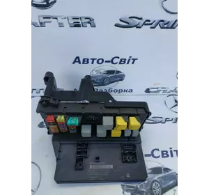 Блок предохранителей сервис VW Crafter 2006-2016 Блок предохранителей сервис VW Crafter 2006-2016