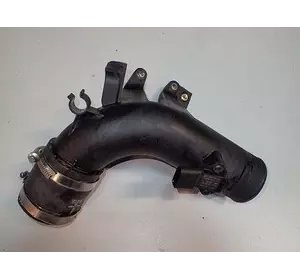 Патрубок интеркулера vw crafter 2006- Патрубок интеркулера vw crafter 2006-