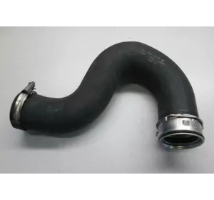 Патрубок интеркуллера / Шланг (патрубок) интеркуллера лівий 3.0 V6 CDI mer Mercedes Sprinter 906 2006-2018 Патрубок интеркуллера / Шланг (патрубок) интеркуллера лівий 3.0 V6 CDI mer Mercedes Sprinter 906 2006-2018