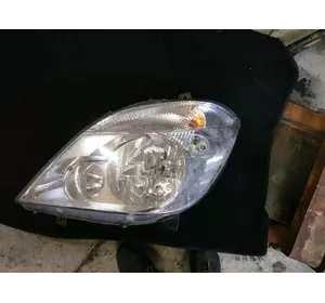 Фара левая на Mercedes Sprinter 906 2006-2018 Фара левая на Mercedes Sprinter 906 2006-2018