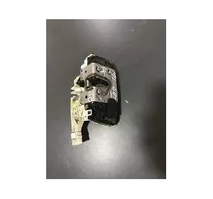 Замок двери задний прав сред электр VW Crafter 2006-2016 Замок двери задний прав сред электр VW Crafter 2006-2016