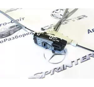 Замок двери Правой сдвижной Mercedes Sprinter W 906  2006-2014г A9067304335 Замок двери Правой сдвижной Mercedes Sprinter W 906  2006-2014г A9067304335