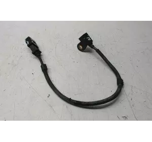 Датчик положення розподвалу 2.0 TDI 16V VW Crafter 2006-2016 Датчик положення розподвалу 2.0 TDI 16V VW Crafter 2006-2016