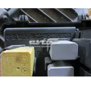 Блок предохранителей A9065450401 MERCEDES Блок предохранителей A9065450401 MERCEDES