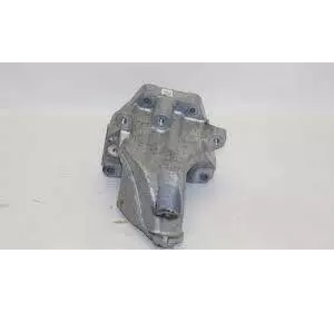 Кронштейн двигуна лівий 2.2 CDI Mercedes Sprinter 906 2006-2018 Кронштейн двигуна лівий 2.2 CDI Mercedes Sprinter 906 2006-2018