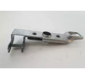 Замок капота на VW Crafter 2006-2016 Замок капота на VW Crafter 2006-2016