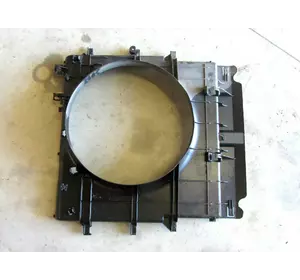 Диффузор Основной Охлаждения Двигателя на Mercedes Sprinter W906 2.2 Cdi ОМ 646 2006-2009г Диффузор Основной Охлаждения Двигателя на Mercedes Sprinter W906 2.2 Cdi ОМ 646 2006-2009г