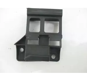 Кронштейн бампера передній правий Mercedes Sprinter 906 2006-2018 Кронштейн бампера передній правий Mercedes Sprinter 906 2006-2018