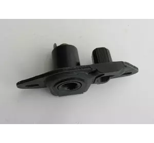 Відповідна частина направляючої двері пліч VW Crafter 2006-2016 Відповідна частина направляючої двері пліч VW Crafter 2006-2016