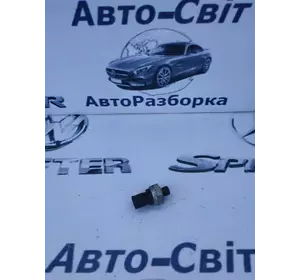 Датчик в паливну Рампу на Mercedes Sprinter 3,0 cdi W906 OM646 OM651 OM642 Датчик в паливну Рампу на Mercedes Sprinter 3,0 cdi W906 OM646 OM651 OM642