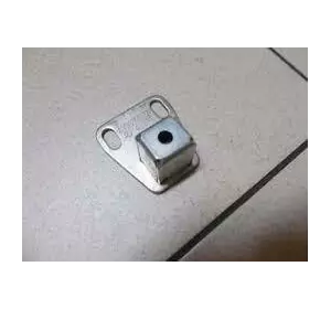 Відповідна частина направляючої двері задньої правої низ VW Crafter 2006-2016 Відповідна частина направляючої двері задньої правої низ VW Crafter 2006-2016