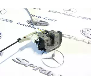 Замок двери к Mercedes Sprinter W906 (313,315,318) 2006-2014г Замок двери к Mercedes Sprinter W906 (313,315,318) 2006-2014г