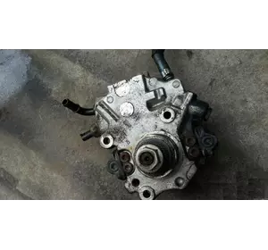 Паливний насос ТНВД 2.2 СDI на Mercedes Sprinter Мерседес Спринтер 906 ОМ 646 Паливний насос ТНВД 2.2 СDI на Mercedes Sprinter Мерседес Спринтер 906 ОМ 646