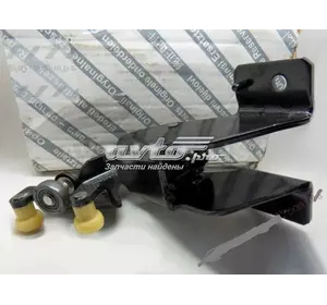 Ролик боковой правой сдвижной двери средний Fiat Scudo 1498207080 FIAT Ролик боковой правой сдвижной двери средний Fiat Scudo 1498207080 FIAT