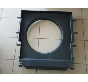 Дифузор радіатора mercedes benz sprinter w906 m642 Дифузор радіатора mercedes benz sprinter w906 m642