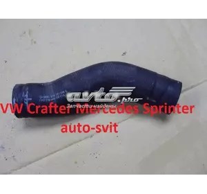 Патрубок системы охлаждения Volkswagen Crafter 076121096C VAG Патрубок системы охлаждения Volkswagen Crafter 076121096C VAG