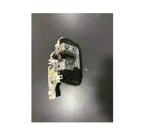 Замок двері задній правий середній електро VW Crafter 2006-2016 Замок двері задній правий середній електро VW Crafter 2006-2016