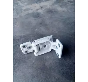 Петля  на задние двери 180 градусов Петли Завесы на Mercedes Sprinter 906 Мерседес Спринтер Петля  на задние двери 180 градусов Петли Завесы на Mercedes Sprinter 906 Мерседес Спринтер