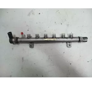 Паливна рейка VW Crafter 2.5 TDI 2006-2016 Паливна рейка VW Crafter 2.5 TDI 2006-2016