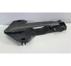 Ручка двери наруж. правая перед VW Crafter 2006-2016 Ручка двери наруж. правая перед VW Crafter 2006-2016